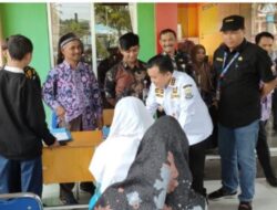 Gubernur Jambi Al Haris Pantau Pelaksanaan PPDB 2023 di Sejumlah Sekolah