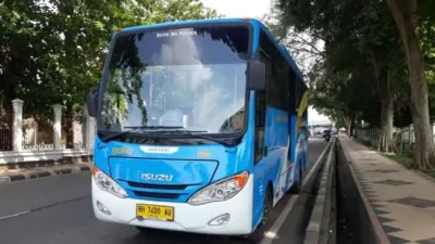 Komisi III DPRD Provinsi Jambi menawarkan beberapa solusi agar transportasi bus Trans Siginjai beroperasi.