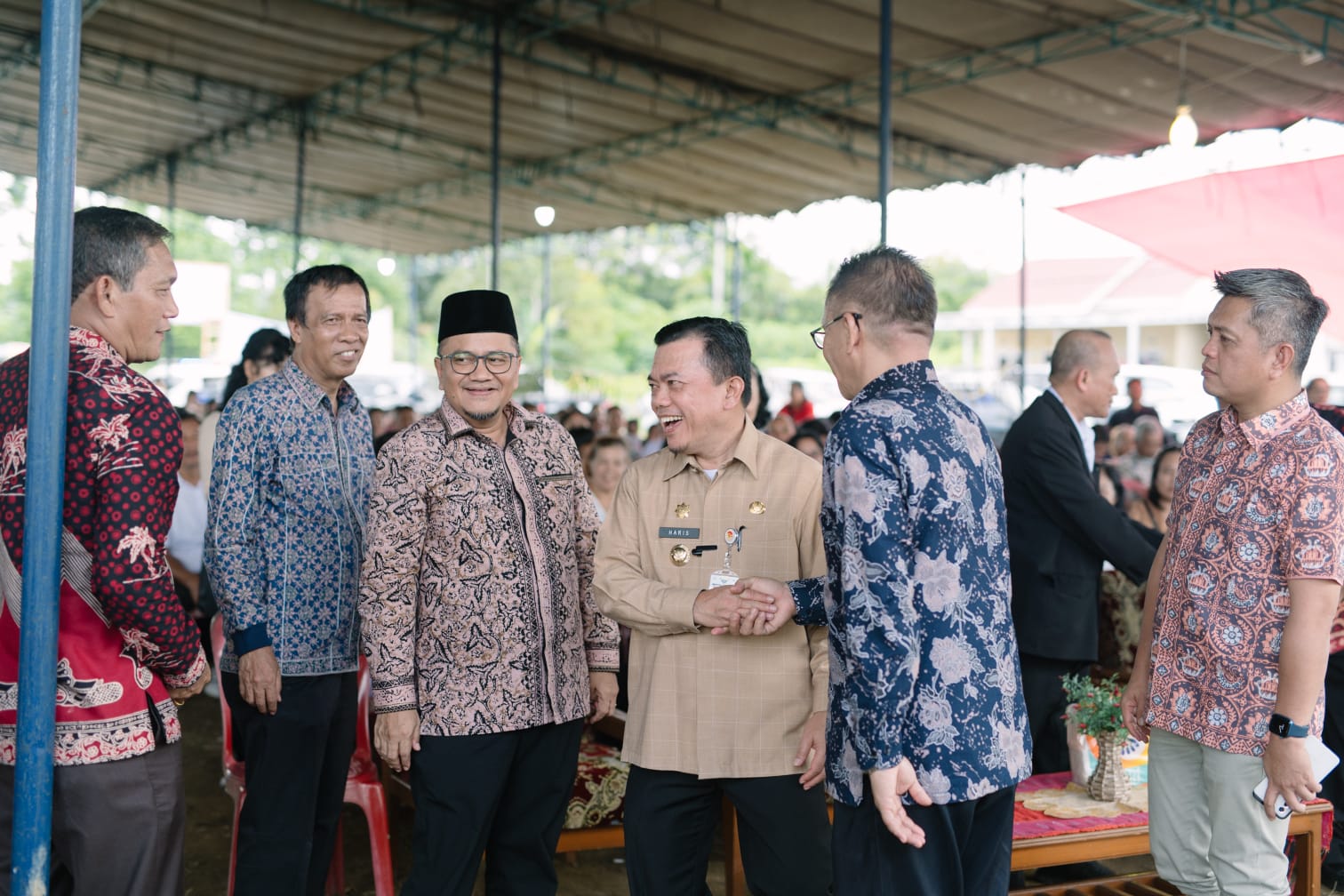 Dr.dr.H.Maulana, MKM, menghadiri acara peletakan batu pertama pembangunan Gereja Protestan Indonesia bagian Barat (GPIB) Marturia 2 Jambi, Minggu (31/03/2024). 