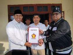 DPD Gerindra Provinsi Jambi Bagikan SK B1KWK ke H Abdul Rahman-H Andi Muhammad Guntur