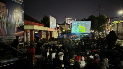 Seru, Nobar Indonesia vs Australia di Center Rahman – Guntur