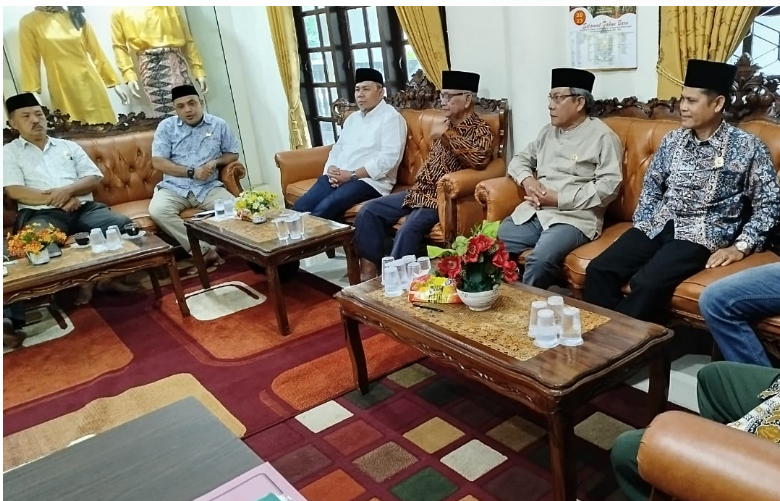 Rahman - Guntur Paparkan Program di LAM Kota Jambi