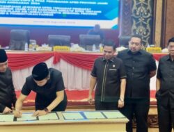 DPRD dan Gubernur Jambi Sepakati KUPA dan PPAS Perubahan APBD 2024