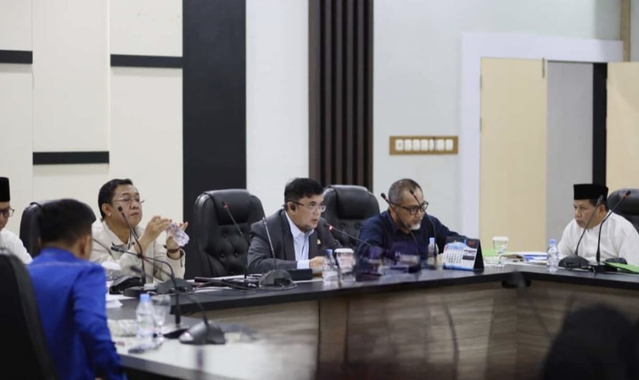 Dewan Perwakilan Rakyat Daerah (DPRD) Provinsi Jambi mengambil langkah serius dalam memperjuangkan nasib ribuan tenaga honorer yang hingga kini masih berada dalam ketidakpastian.