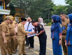 Al Haris Serahkan SK Gubernur Pegawai Non ASN RSUD Raden Mattaher Jambi