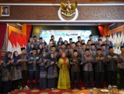 Gubernur Jambi Al Haris Kukuhkan 54 Petugas Haji