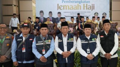 Abdullah Sani Ingatkan Jaga Fisik, Mental dan Kesehatan ke JCH Kloter 13 Jambi