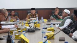 Wabup Merangin H A Khafidh memimpin rapat koordinasi (Rakor) pemberantasan Penyakit masyarakat (Pekat), di Ruang Rapat Kantor Bupati Merangin, Selasa (10/6/2025).
