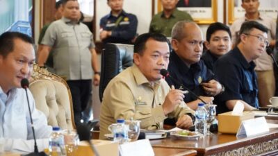 Gubernur Jambi, Al Haris Menerima Kunker Reses Komisi XII DPR RI Di Auditorium Rumdis Gubernur.