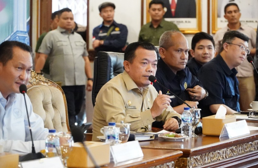 Gubernur Jambi, Al Haris Menerima Kunker Reses Komisi XII DPR RI Di Auditorium Rumdis Gubernur.