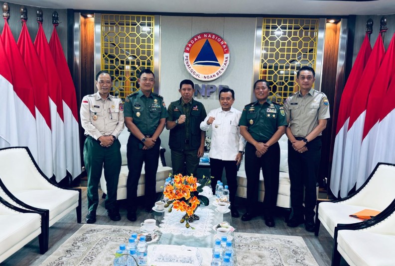 Gubernur Al Haris Bersama Danrem 042 Gapu Temui Kepala BNPB Pusat, Bahas Karhutla dan Bencana Alam di Provinsi Jambi