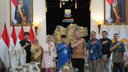 Gubernur Jambi, Dr. H. Al Haris, S.Sos, MH menerima audiensi dari Deputi Bidang Riset dan Inovasi Daerah BRIN (Badan Riset dan Inovasi Nasional).