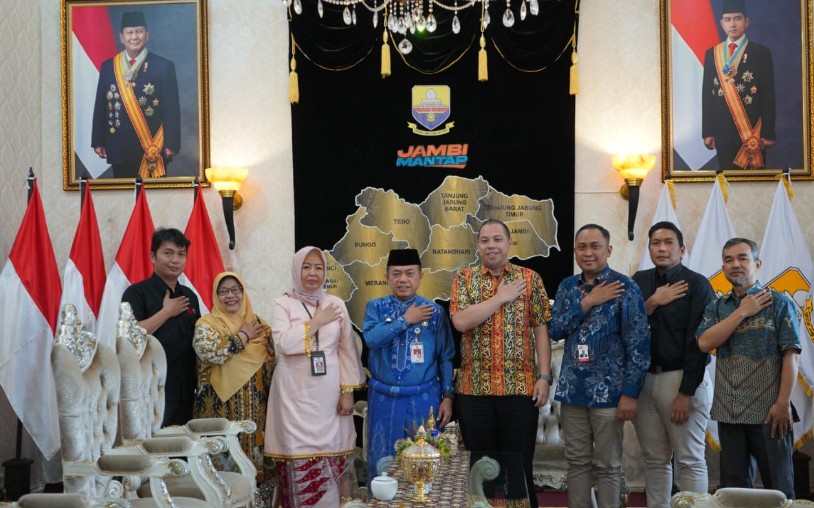 Gubernur Jambi, Dr. H. Al Haris, S.Sos, MH menerima audiensi dari Deputi Bidang Riset dan Inovasi Daerah BRIN (Badan Riset dan Inovasi Nasional).