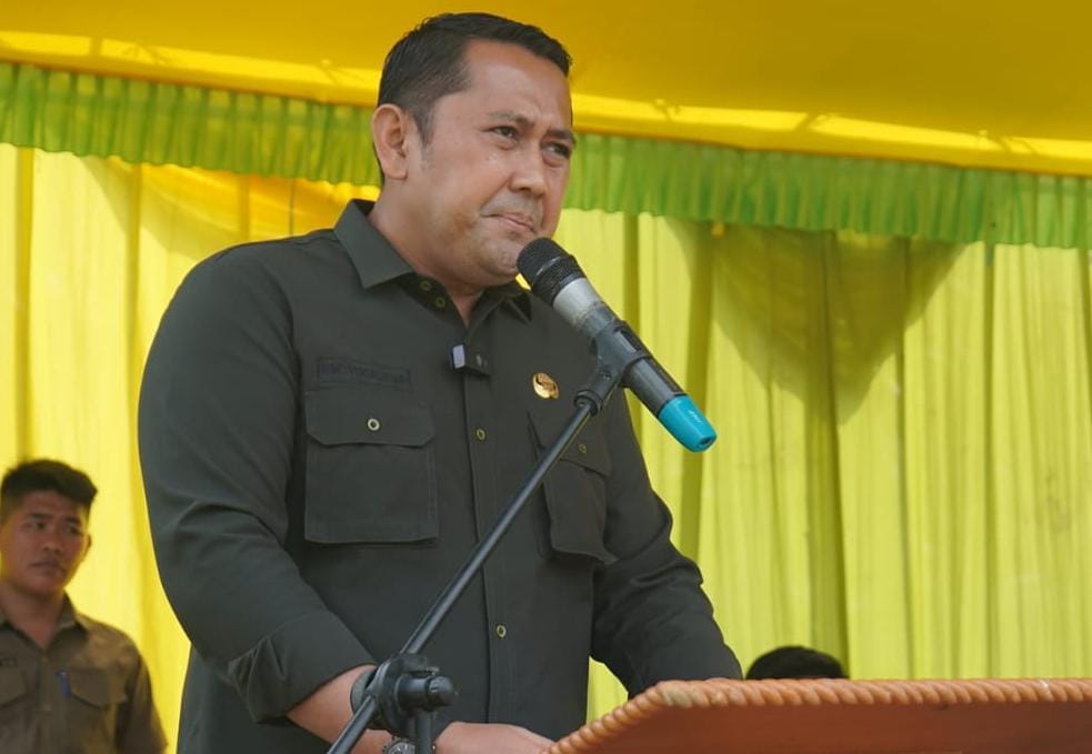 Bupati Merangin H M Syukur, pada sambutan peringatan Hari Kesatuan Gerak (HKG) PKK ke-53, yang berlangsung spektakuler di Lapangan bola Desa Baru Kibul Kecamatan Tabir Barat, Senin (30/6/2025).