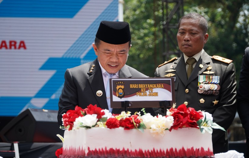 Gubernur Al Haris dan Kapolda Tanda Tangani Prasasti Pembangunan Rumah Tahanan Polda Jambi