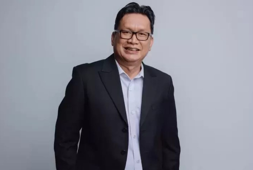 Dr. Noviardi Ferzi