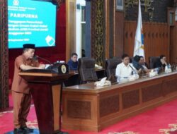 Gubernur Al Haris Beri Jawaban Atas Pandangan Umum Fraksi-Fraksi Terkait APBD Perubahan 2025