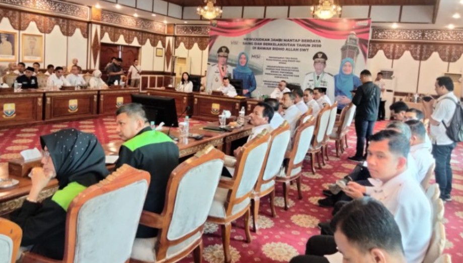 Gubernur Al Haris Dorong Kabupaten/Kota Bentuk Satgas Percepatan Program 3 Juta Rumah