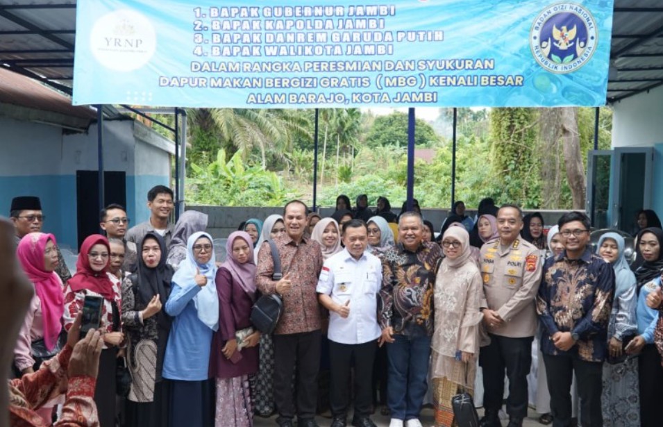 Gubernur Al Haris Dorong Kabupaten/Kota Percepat Pembangunan SPPG Untuk Masyarakat