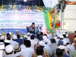 Hadiri Tabligh Akbar Haul Syekh Abdul Qodir Al-Jailani, Wagub Sani: “Alhamdulillah” Adalah Doa Paling Manjur dan Mudah