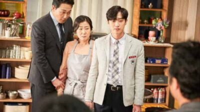 Ulasan Lengkap The Dude in Me: Ketika Preman Ganas Masuk ke Tubuh Anak SMA