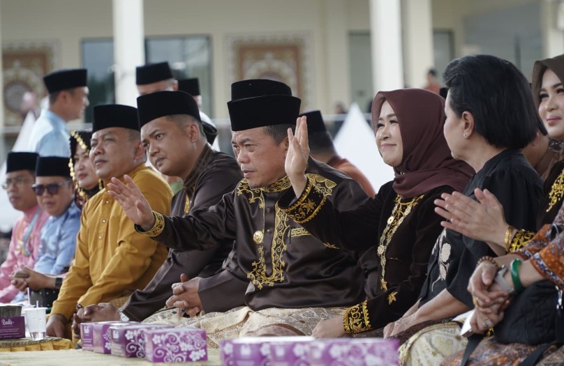 Gubernur Al Haris Launching "Jambi Elok Nian" dan Buka Parade Budaya serta Pameran Jambi Mantap Expo