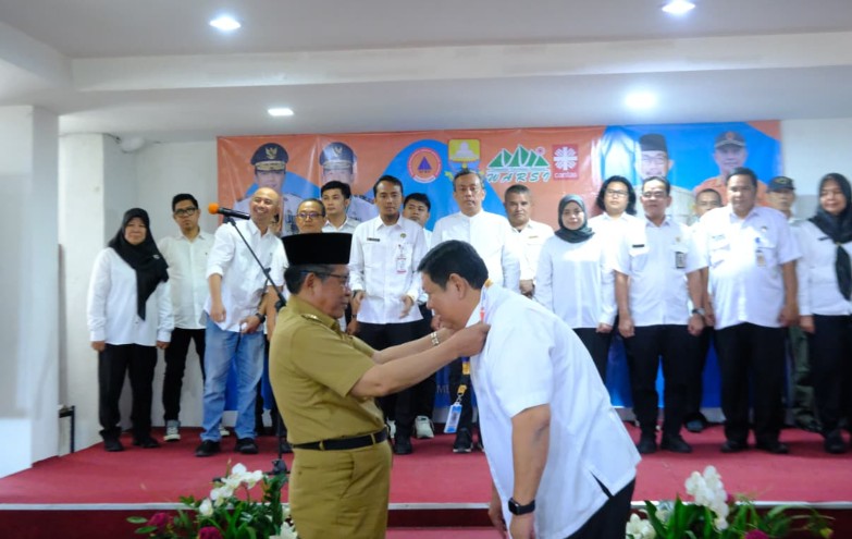 Wagub Sani Kukuhkan Pengurus FPRB Provinsi Jambi