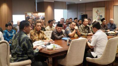 Gubernur Al Haris bersama Para Bupati/Wali Kota Perjuangkan Program Perumahan Rakyat