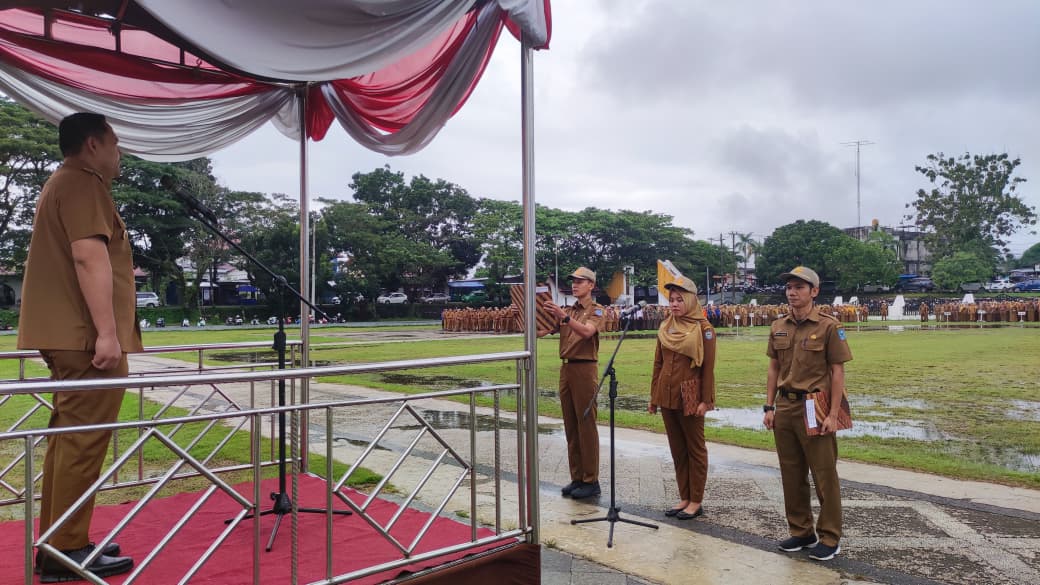 Gebrakan baru diambil Pemerintah Kabupaten (Pemkab) Merangin di bawah kepemimpinan Bupati M. Syukur. Mulai April 2026, Pemkab Merangin resmi menerapkan pola kerja Work From Home (WFH) atau bekerja dari rumah setiap hari Jumat bagi Aparatur Sipil Negara (ASN).