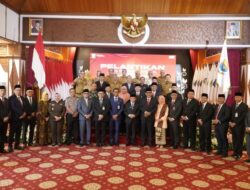 Lantik Sudirman sebagai Komisaris Utama Bank Jambi, Gubernur Al Haris Minta Pembenahan dan Kemandirian Bank Jambi