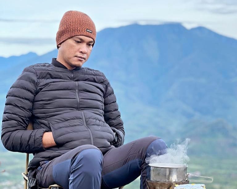 Hengky Bramantara adalah aktivis Merangin.