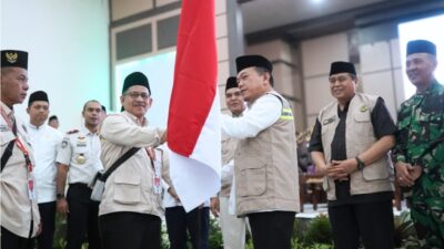 Lepas Kloter Perdana Keberangkatan Haji 2026 Provinsi Jambi, Gubernur Al Haris Tegaskan Komitmen Pelayanan Terbaik untuk Jema'ah