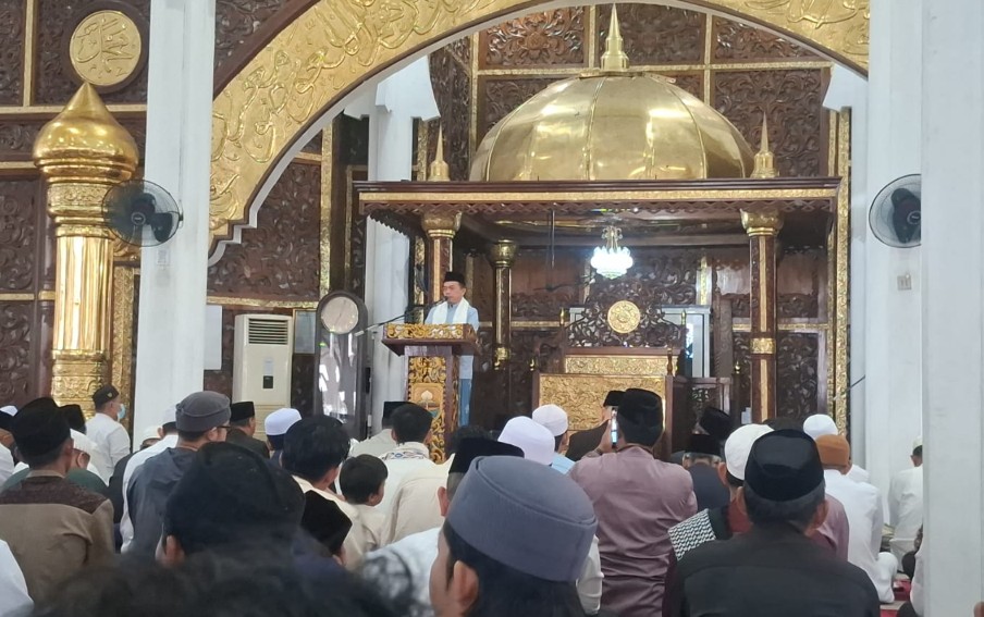 Gubernur Al Haris: Idul Adha Momentum Menumbuhkan Semangat Pengorbanan dan Kasih Sayang