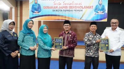 Sosialisasikan Gerakan Jambi Bersholawat di Sungai Penuh, Hj. Hesti Haris Tegaskan Sholawat Jadi Amal Nyata