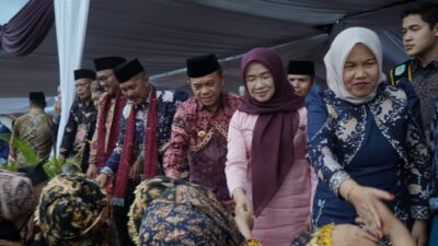 Gubernur Al Haris Harap Kenduri Sko Jadi Pemersatu dan Dorong Perbaikan Sarana Desa