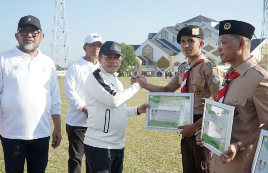 Gubernur Al Haris Nyatakan Dukungan Memperkuat Pengelolaan Lingkungan