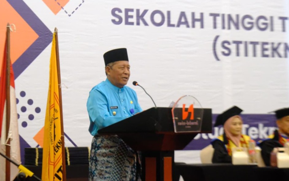 Wagub Sani: Pentingnya Lulusan STITEKNAS dalam Mengubah Potensi Daerah Menuju Nilai Tambah