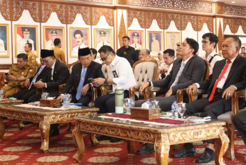 Gubernur Al Haris: Program IJD Bukti Komitmen Membangun Infrastruktur Guna Tingkatkan Konektivitas Antar Wilayah