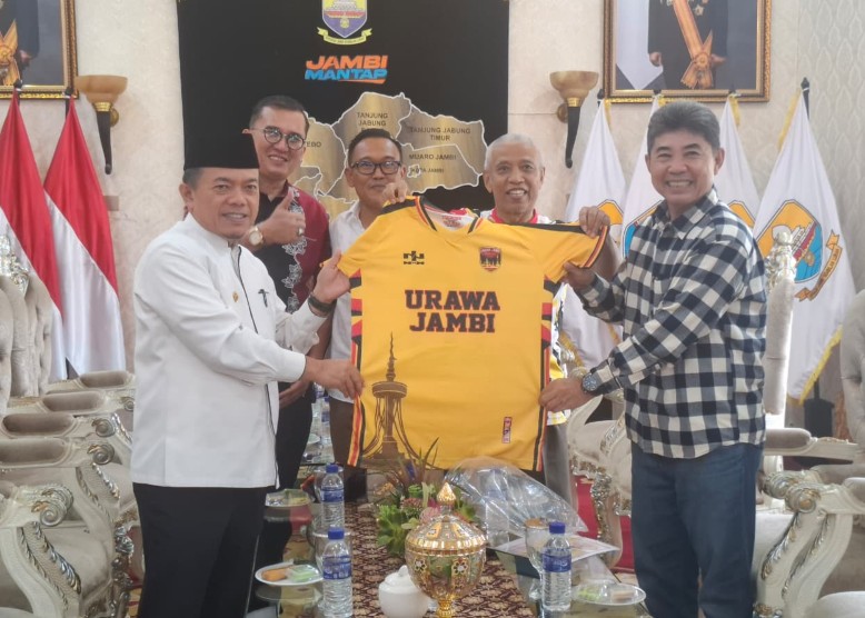 Dijadwalkan Buka Turnamen Urawa Cup VI di Stadion Swarna Bhumi, Gubernur Al Haris Siap Berlaga Lawan Tim Urawa