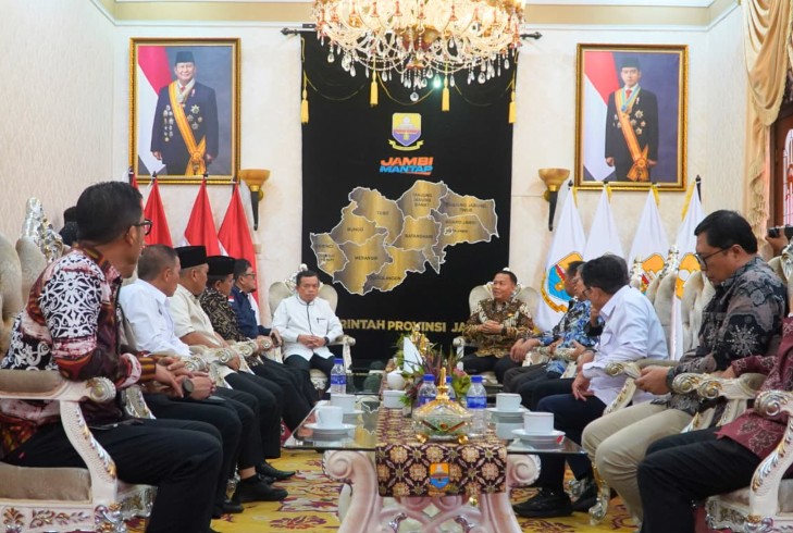 Gubernur Al Haris Terima Audiensi Komisaris Utama PT Jasa Raharja