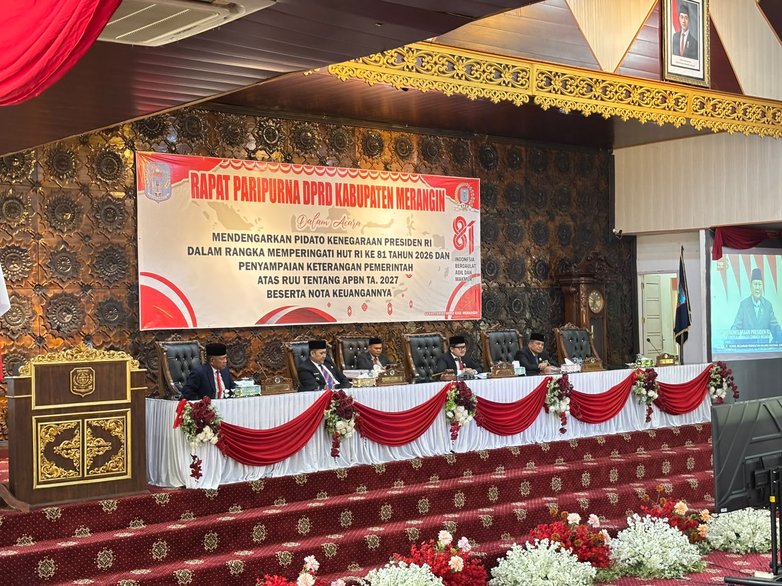 Dewan Perwakilan Rakyat Daerah (DPRD) Kabupaten Merangin menggelar rapat paripurna dengan agenda mendengarkan pidato kenegaraan Presiden Republik Indonesia Prabowo Subianto dalam rangka memperingati Hari Ulang Tahun (HUT) ke-81 Kemerdekaan Republik Indonesia, Jumat (14/8/2026).