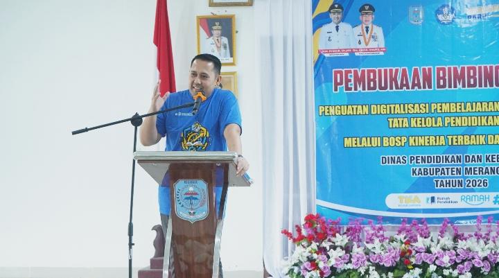 Suasana hangat dan penuh keakraban mewarnai pembukaan Pelatihan Bantuan Operasional Satuan Pendidikan (BOSP) Kinerja dan BOSP Afirmasi Tahun 2026 di Aula Kantor Bupati Merangin, Senin (31/8/2026). 