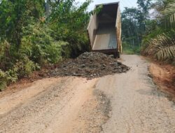 Terimakasih Bupati, Jalan Desa Rasau dan Selango Diperbaiki