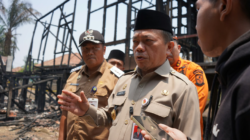 Gubernur Al Haris Tinjau Lokasi Kebakaran di Tanjung Raden, Imbau Warga Waspada Api di Musim Kemarau